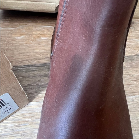 UGG Australia Leather Chelsea Boots size 6 - Picture 12 of 12